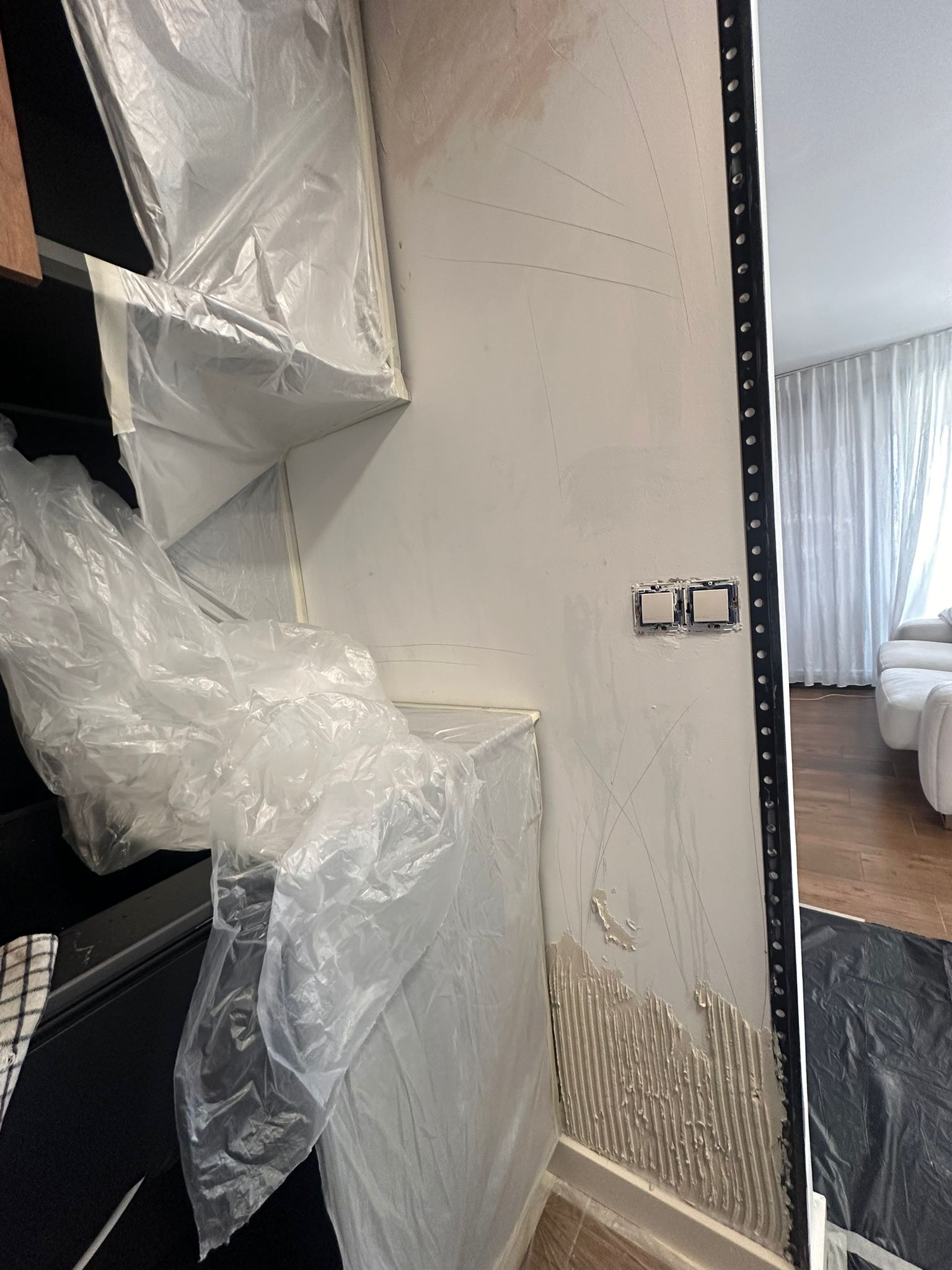 Alicatado en perímetro de cocina (5)